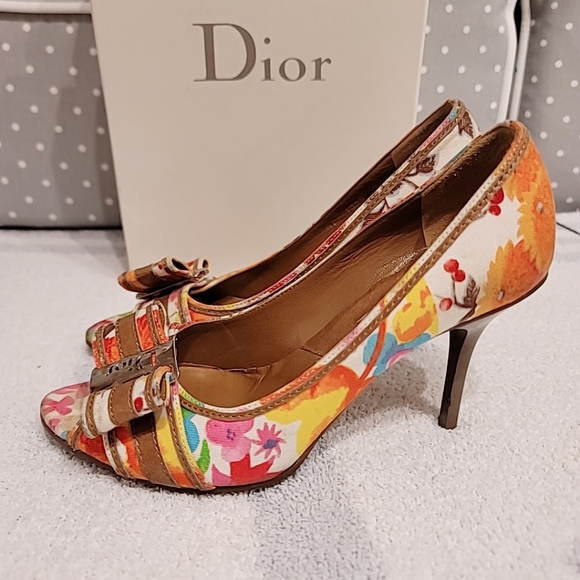 Authentic Pumps Vintage Heels  35.5 size 5 1/2 - Picture 8 of 8